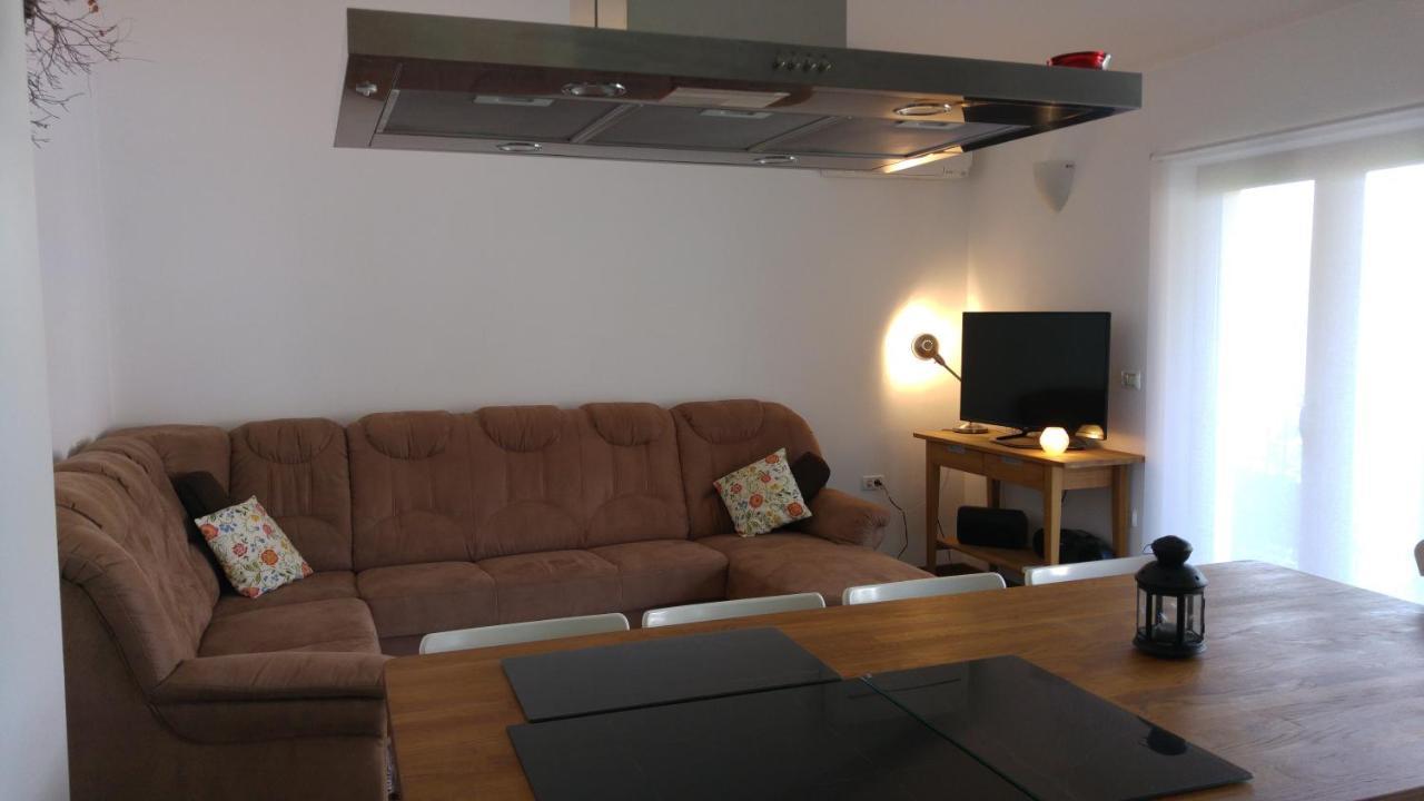 Kmetija Jogan, Wines & Apartments Pobegi Екстер'єр фото